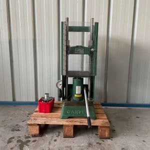 Carver laboratory press - Model M