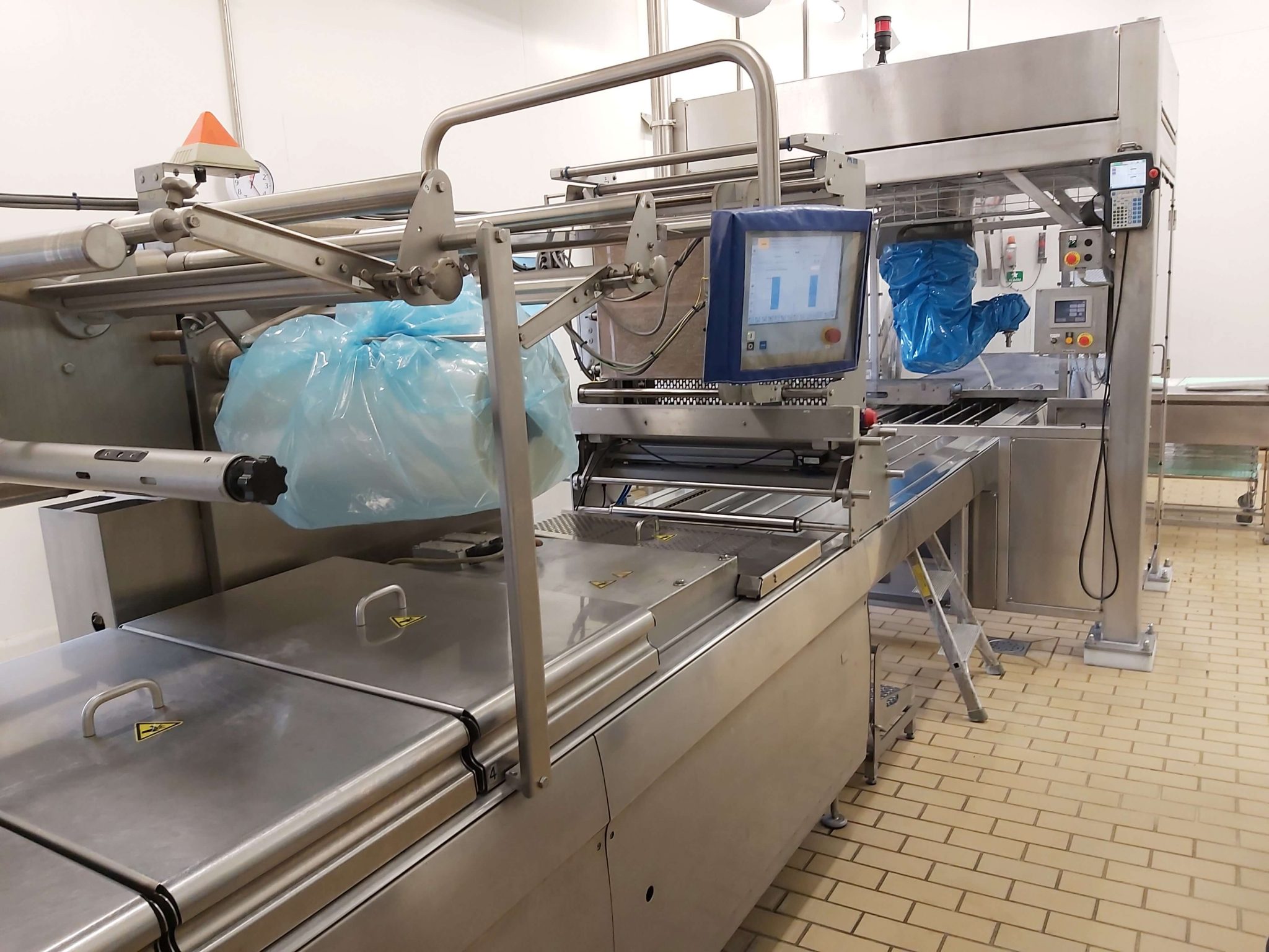 Multivac R535 - Thermoforming machine - Osertech