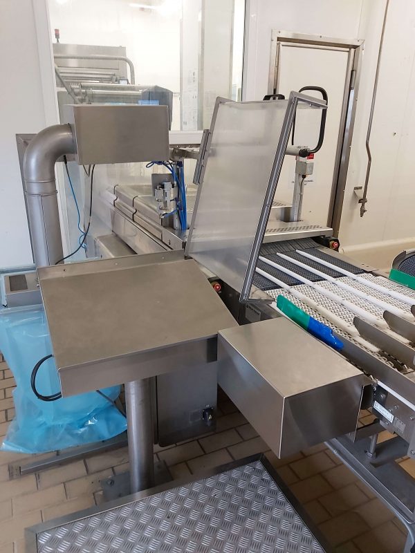 Multivac R535 Infeed Multivac R535 - Thermoforming machine - Osertech